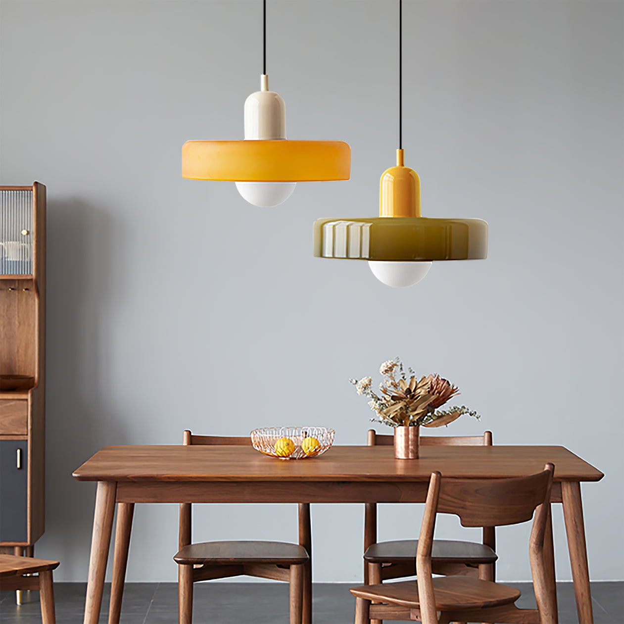 Colourful Disc Orb Plug-in Pendant Light – Lighting Fixture in 6 Colours