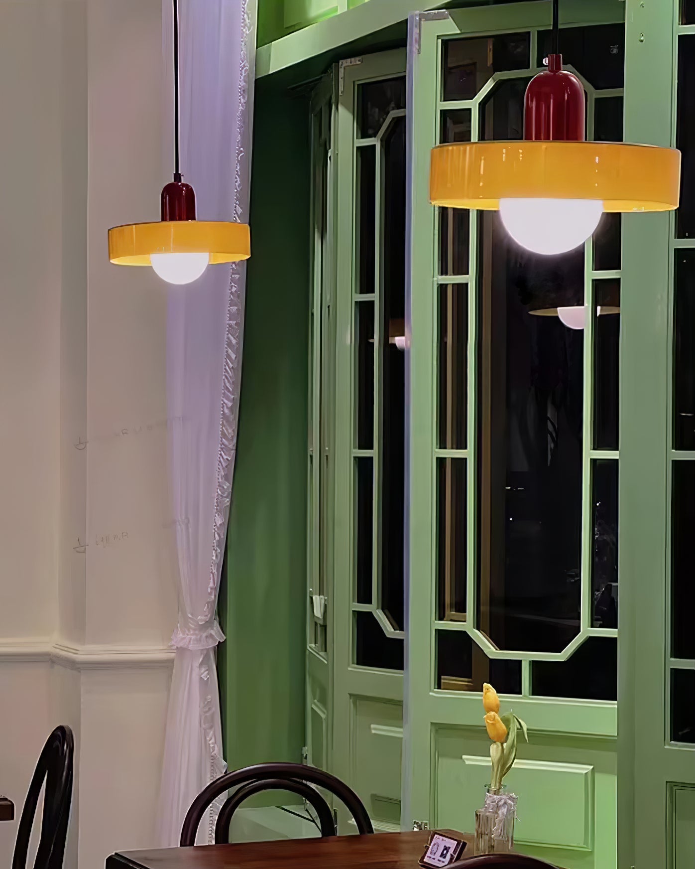 Colourful Disc Orb Plug-in Pendant Light – Lighting Fixture in 6 Colours