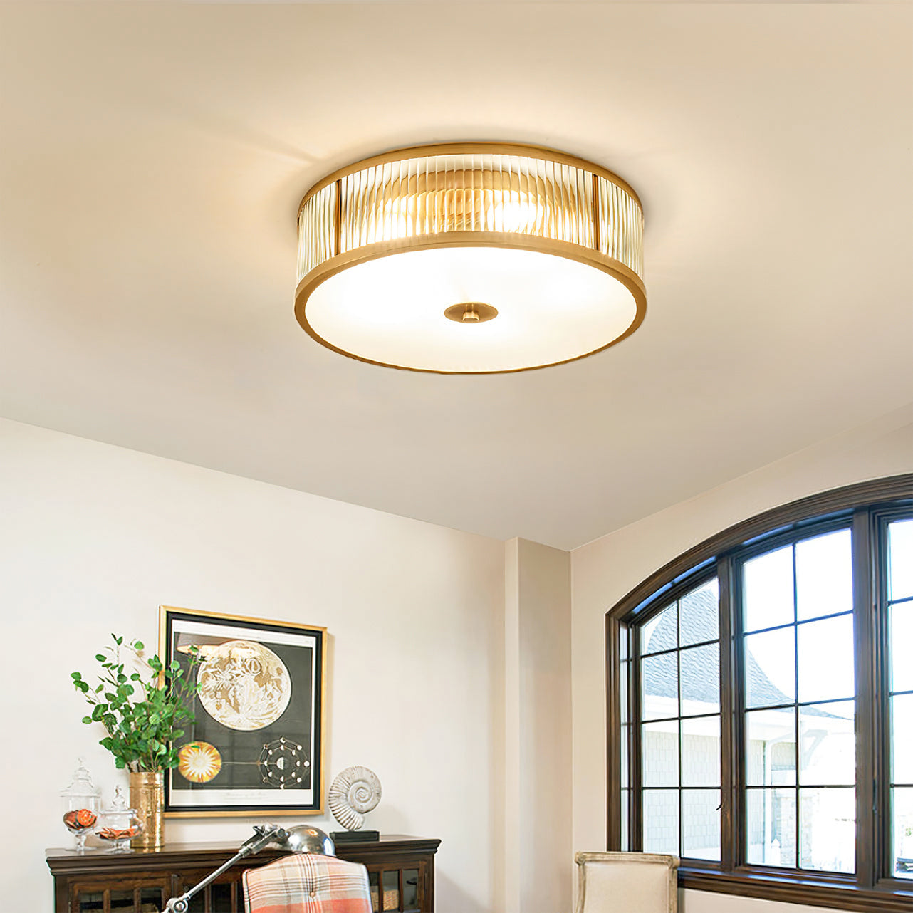 Sleek Vintage Ceiling Light – Brass Frame with Polished Glass Globes