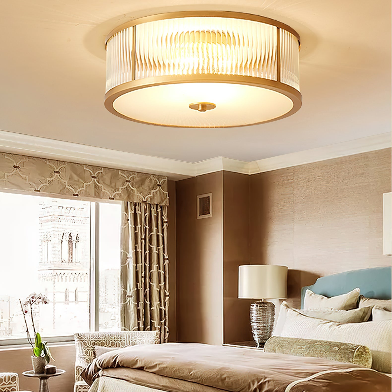 Sleek Vintage Ceiling Light – Brass Frame with Polished Glass Globes