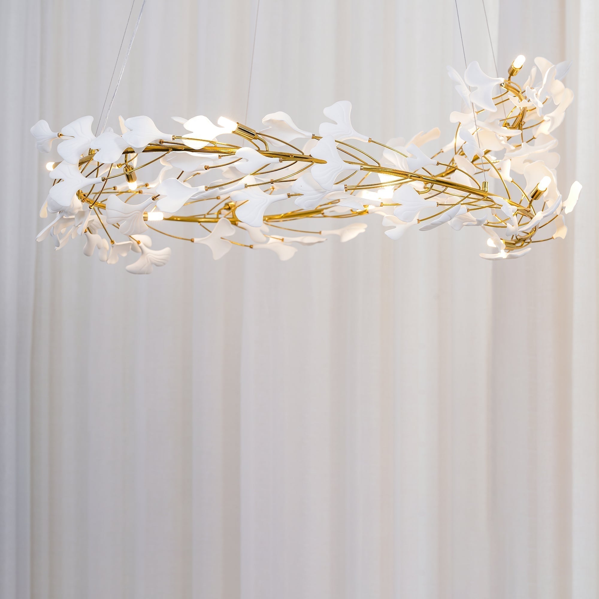 Modern Metal & Ceramic Chandelier – Sculptural Swirl Design Ceiling Fixture