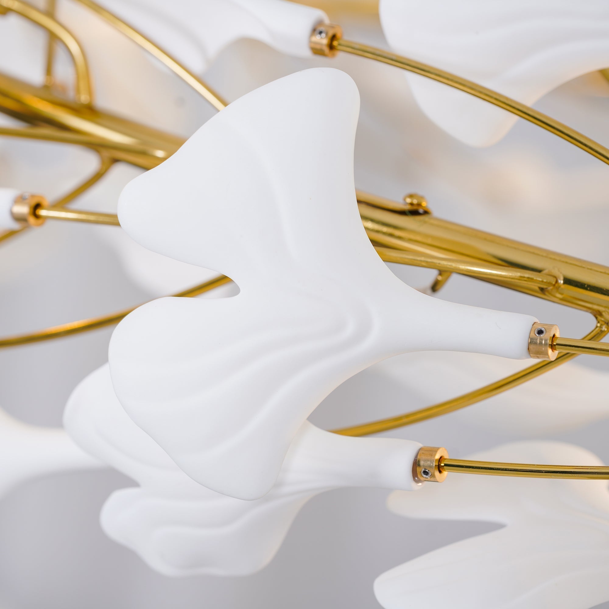 Modern Metal & Ceramic Chandelier – Sculptural Swirl Design Ceiling Fixture