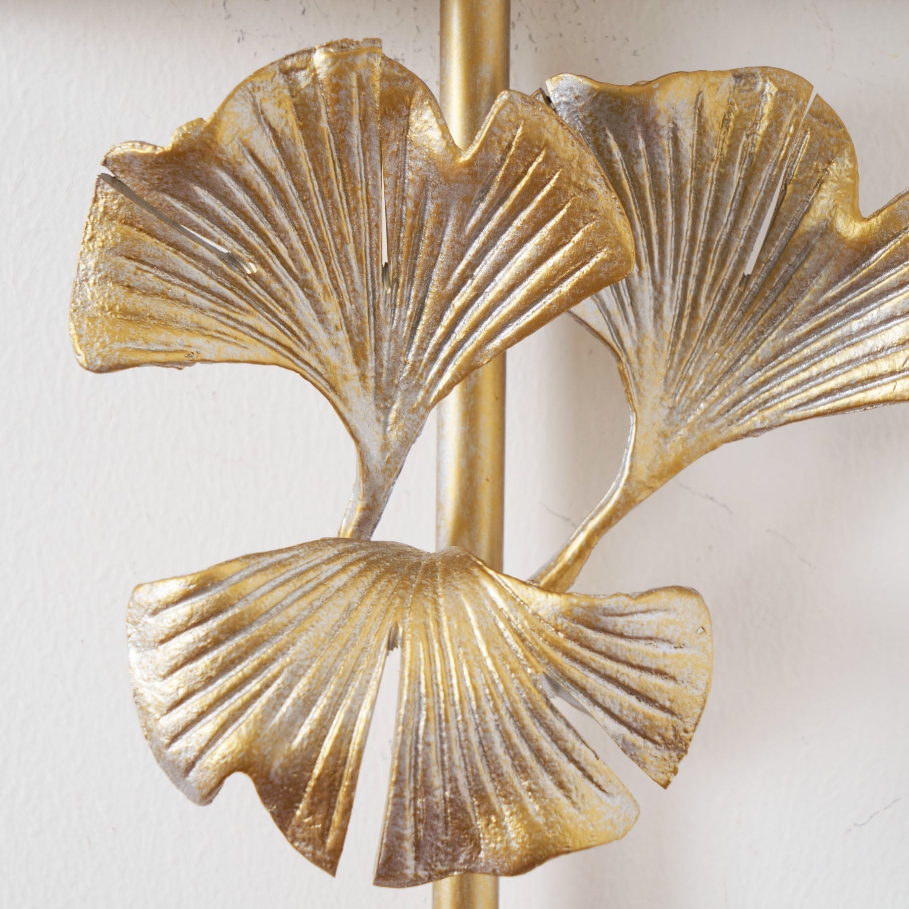 Minimalist Ginkgo Leaf Wall Lamp – Fabric Shade Light