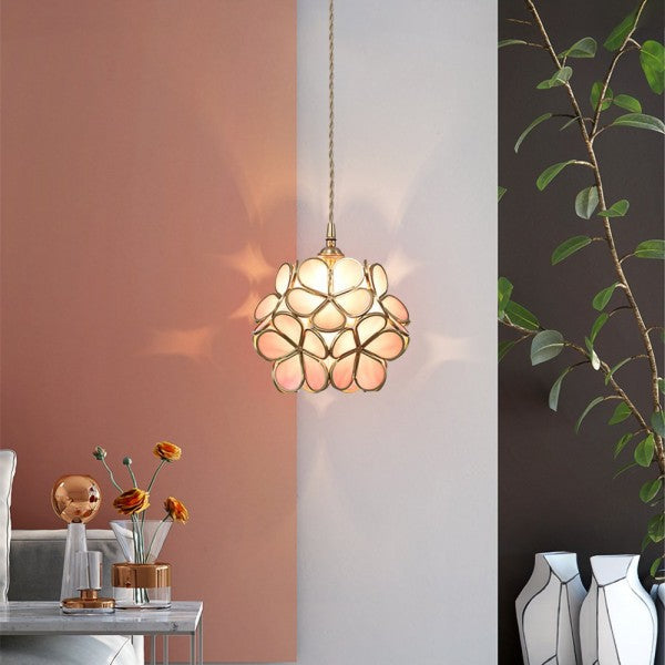 Cozy Floral Pendant light | Glass Petal