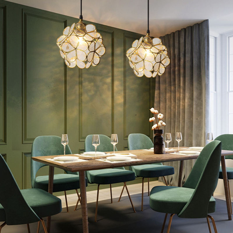 Cozy Floral Pendant light | Glass Petal