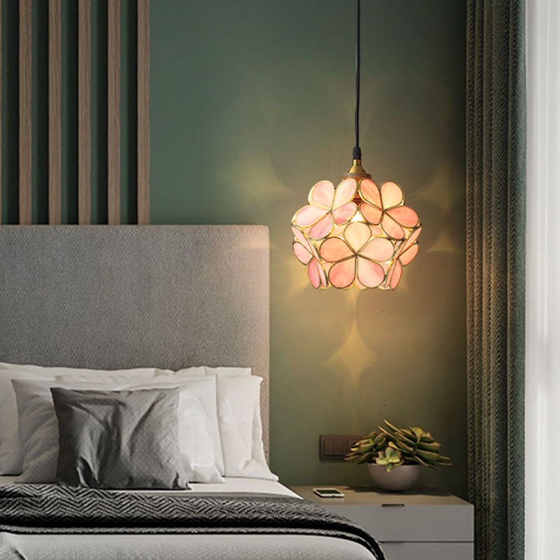 Cozy Floral Pendant light | Glass Petal