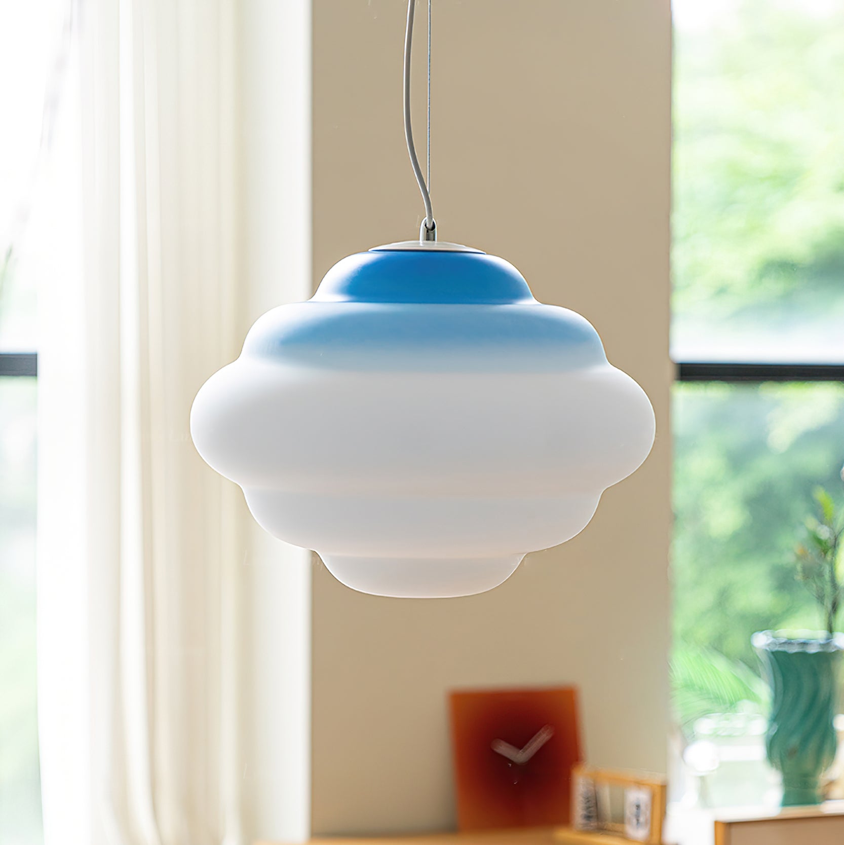 Cloud-Inspired Gradient Pendant | Subtle Colour Shift Ceiling Light