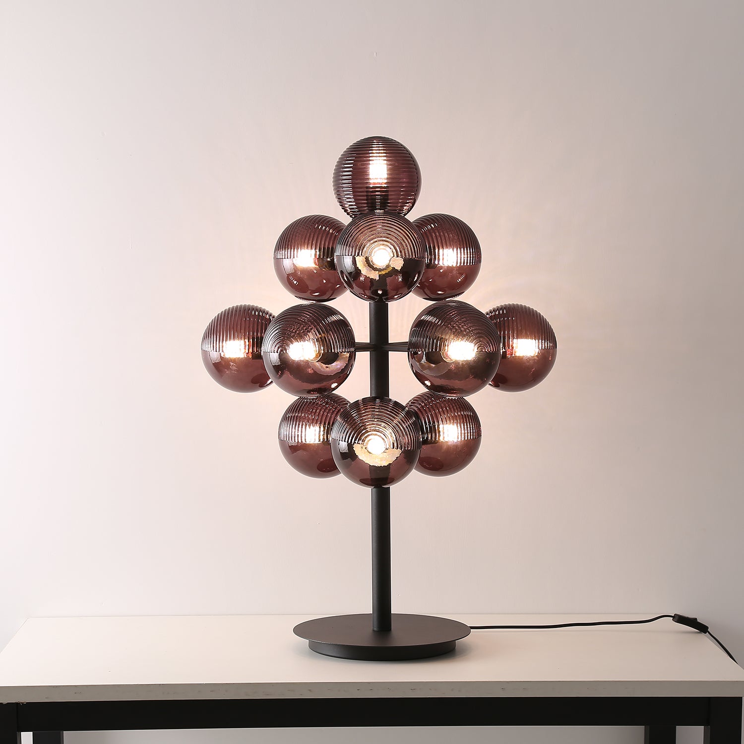 Grapes-Shape Table Lamp | Deep Black Shade