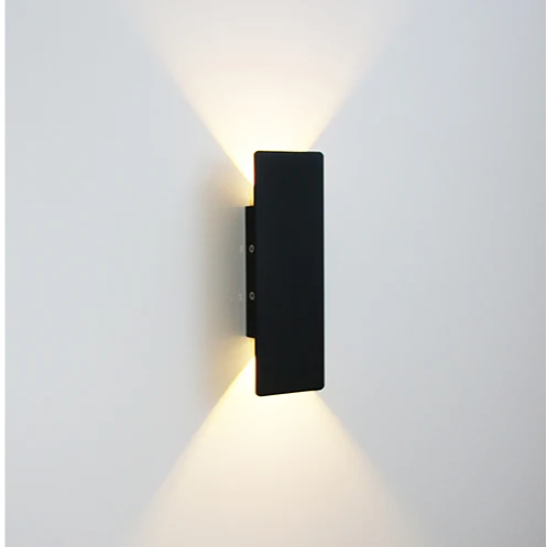 Modern Indoor Wall Lamp | Vertical Light Beam