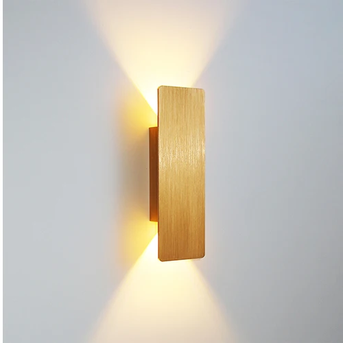 Modern Indoor Wall Lamp | Vertical Light Beam