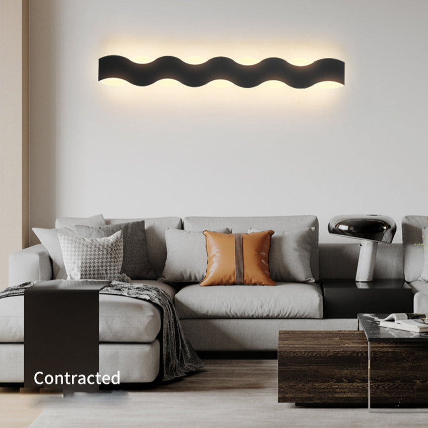 Wave-Patterned Outdoor Wall Light | Wall Mounted Fixture