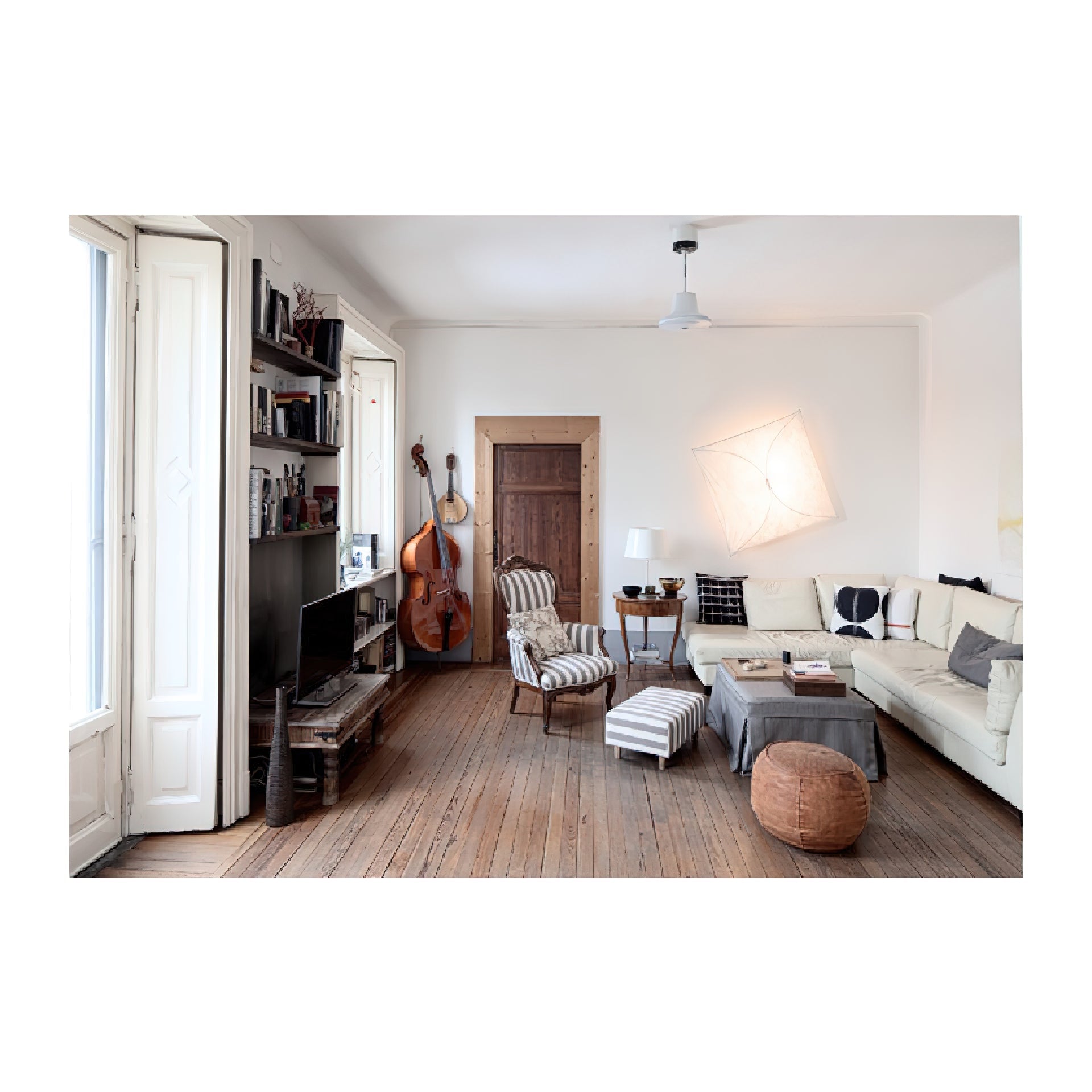 Kite Wall Light – Modern Plug-in Wall Lamp Paper Diffuser