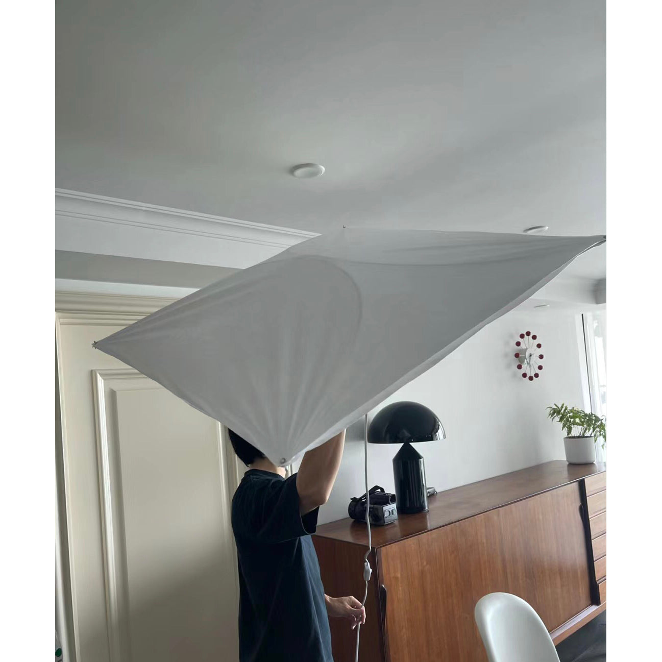 Kite Wall Light – Modern Plug-in Wall Lamp Paper Diffuser