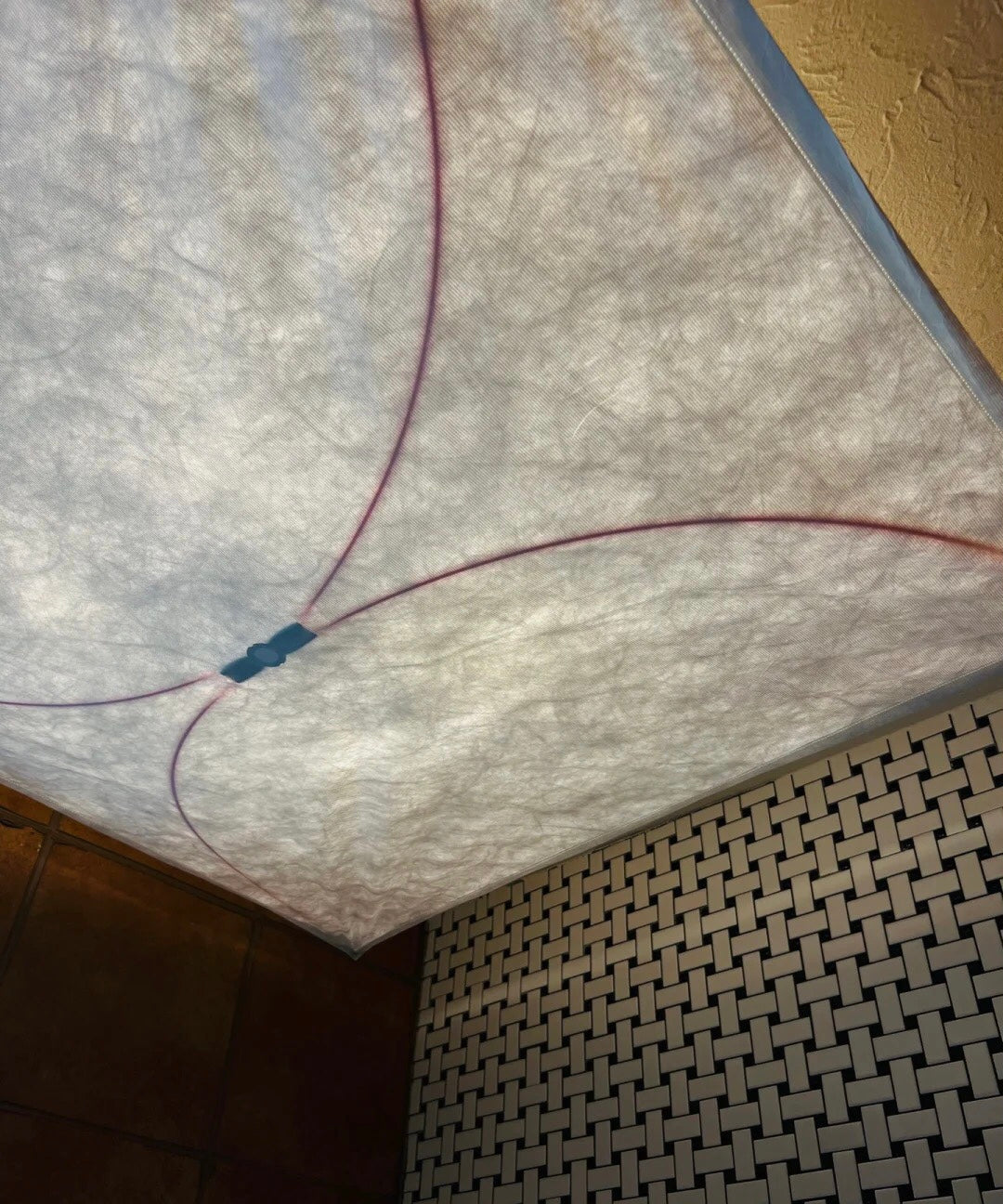 Kite Wall Light – Modern Plug-in Wall Lamp Paper Diffuser