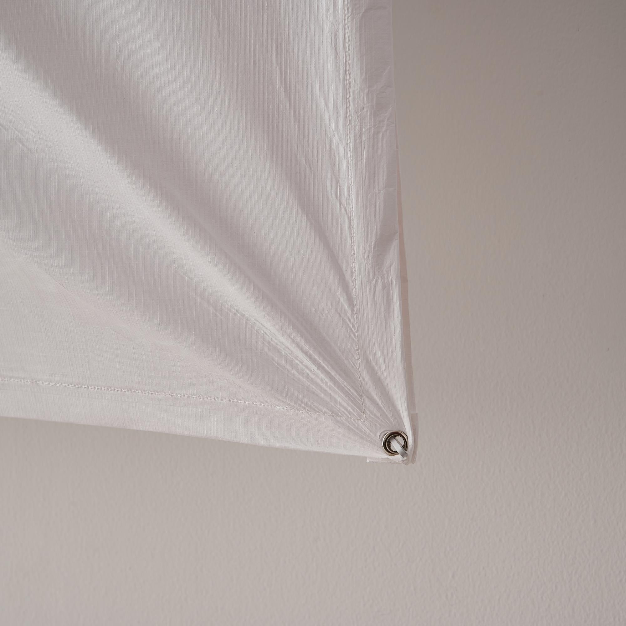 Kite Wall Light – Modern Plug-in Wall Lamp Paper Diffuser