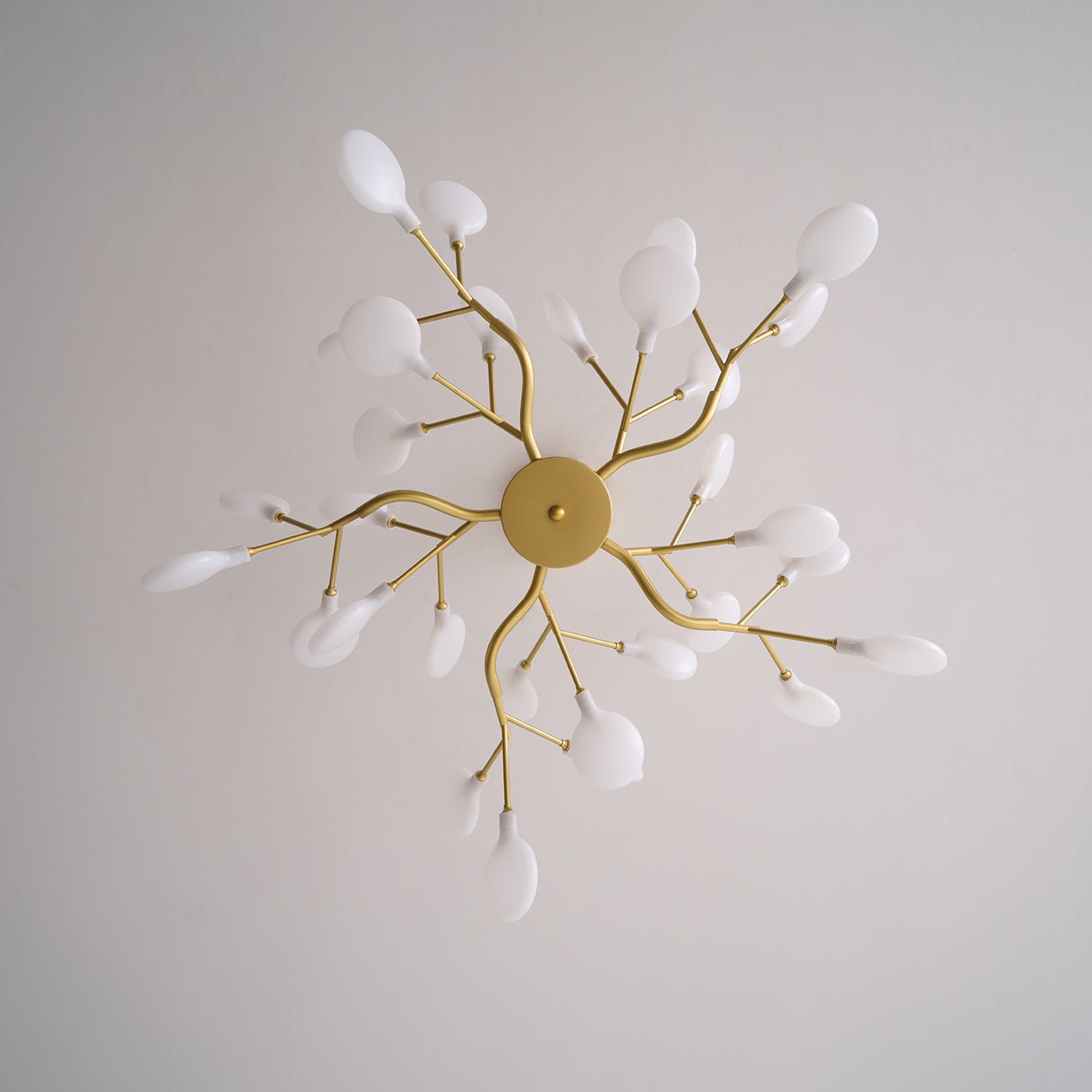 Mid-Century Modern LED Chandelier – Firefly Sputnik Hanging Light