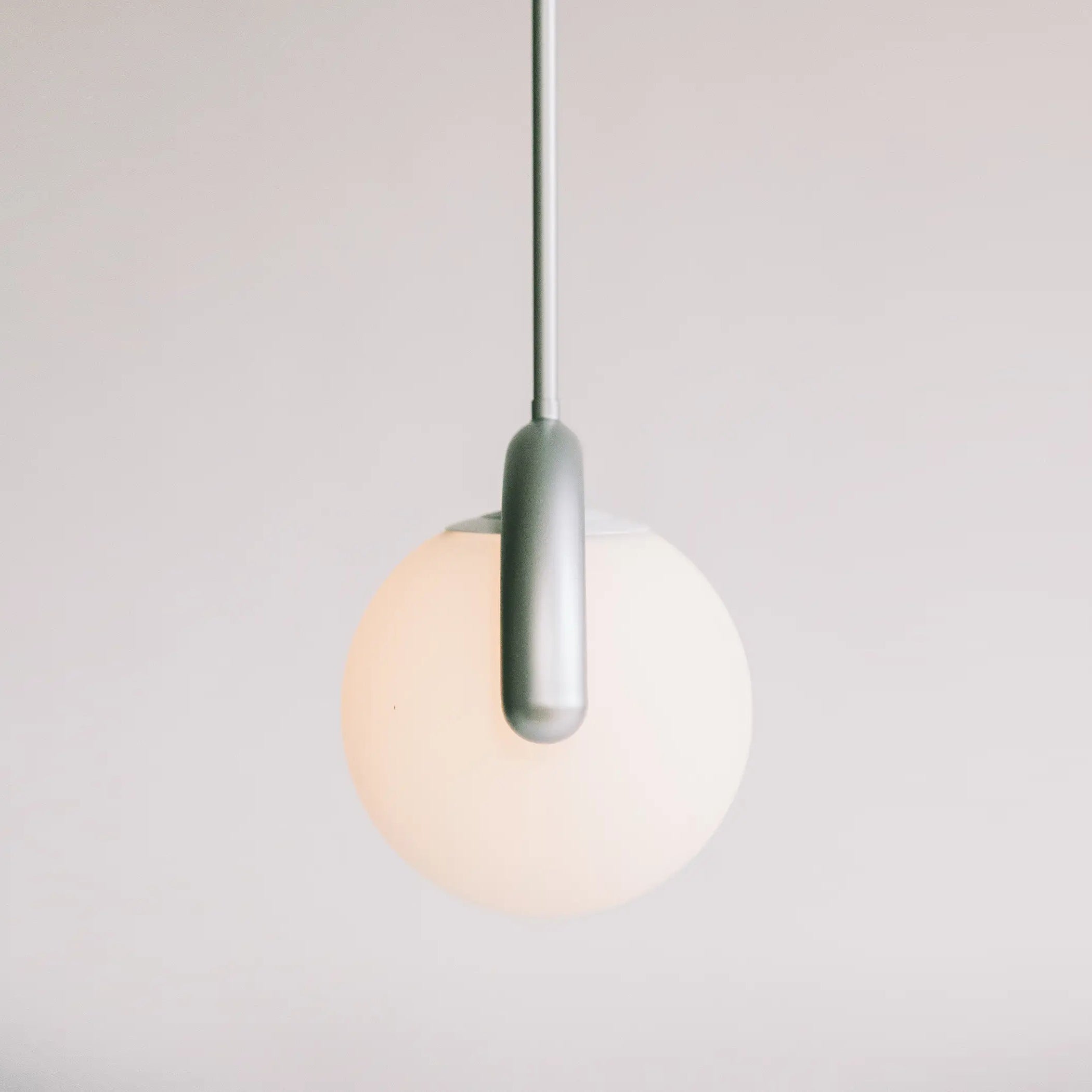 Contemporary Metal Tube Chandelier – Soft Art Style Lighting