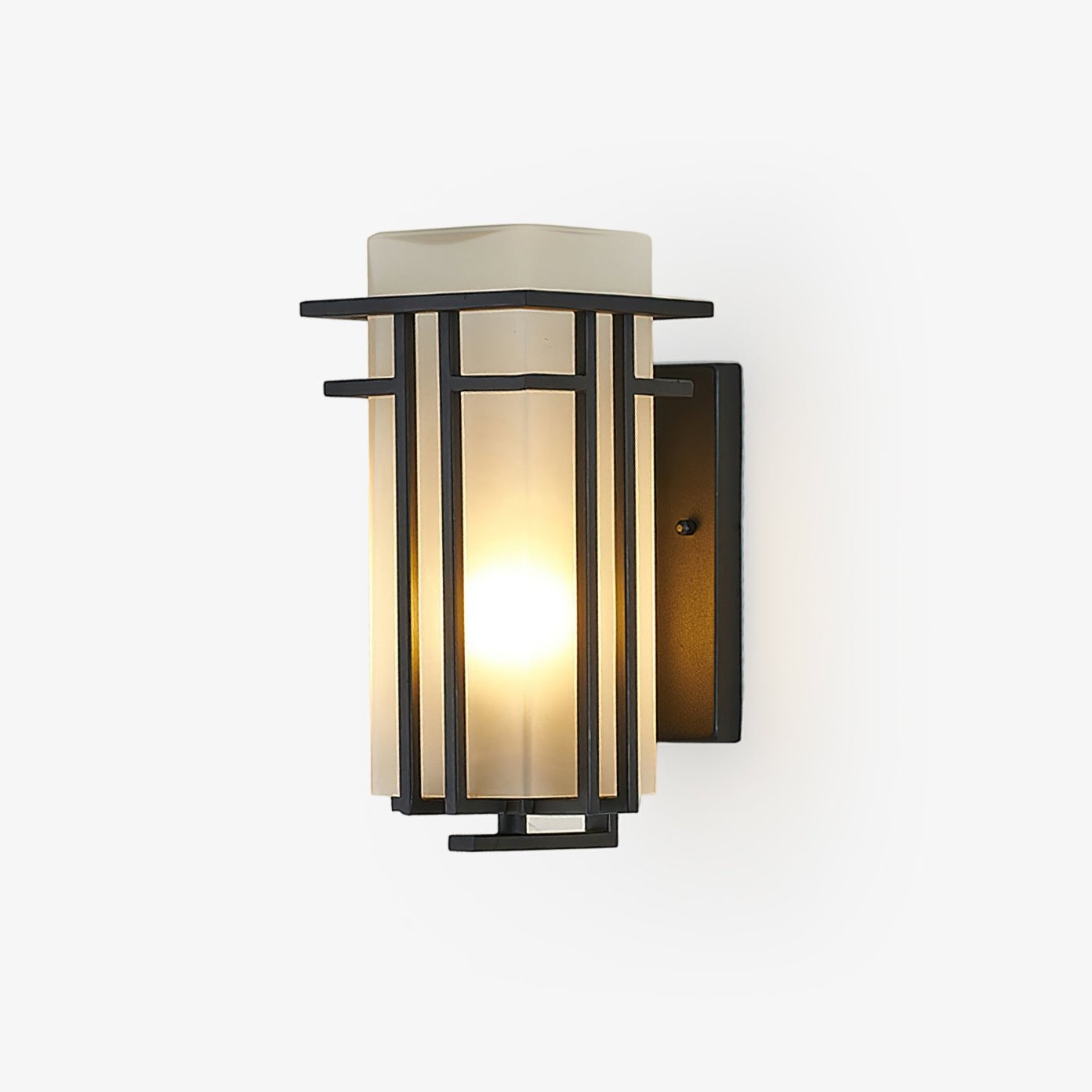 Contemporary Linden-Style Outdoor Wall Lamp