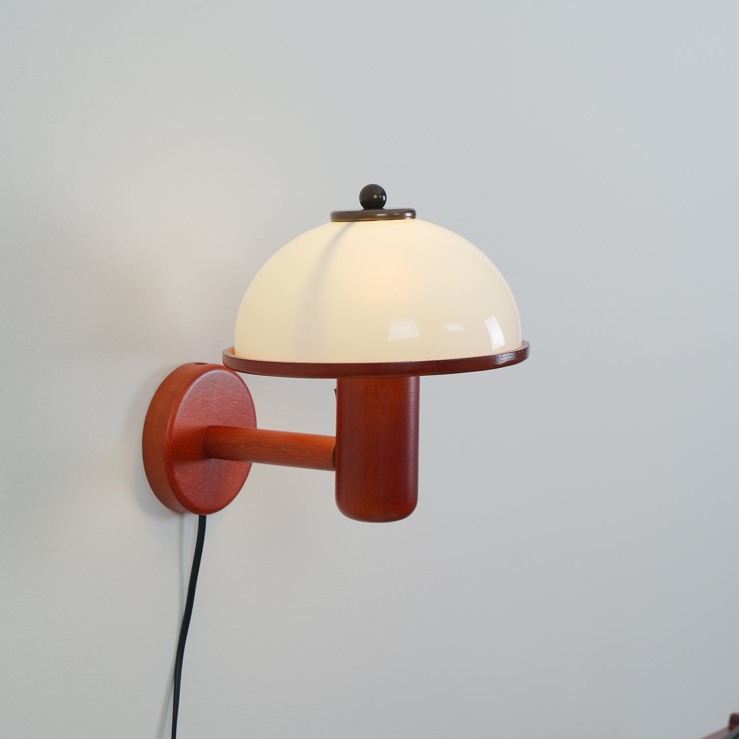 Wooden Mushroom Wall Lamp – Soft Diffuse LED Lighting