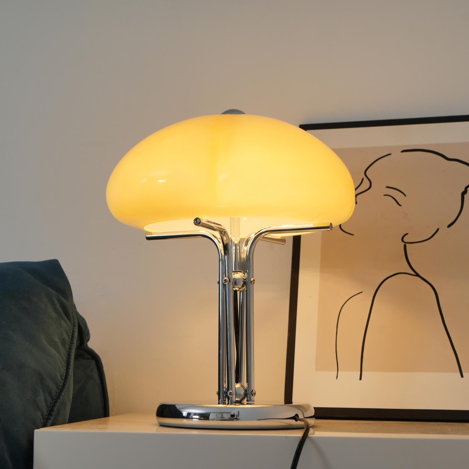 Minimalist Bauhaus Mushroom Table Lamp