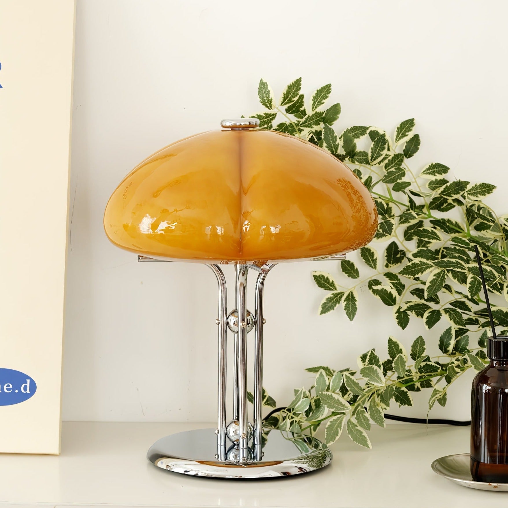 Minimalist Bauhaus Mushroom Table Lamp