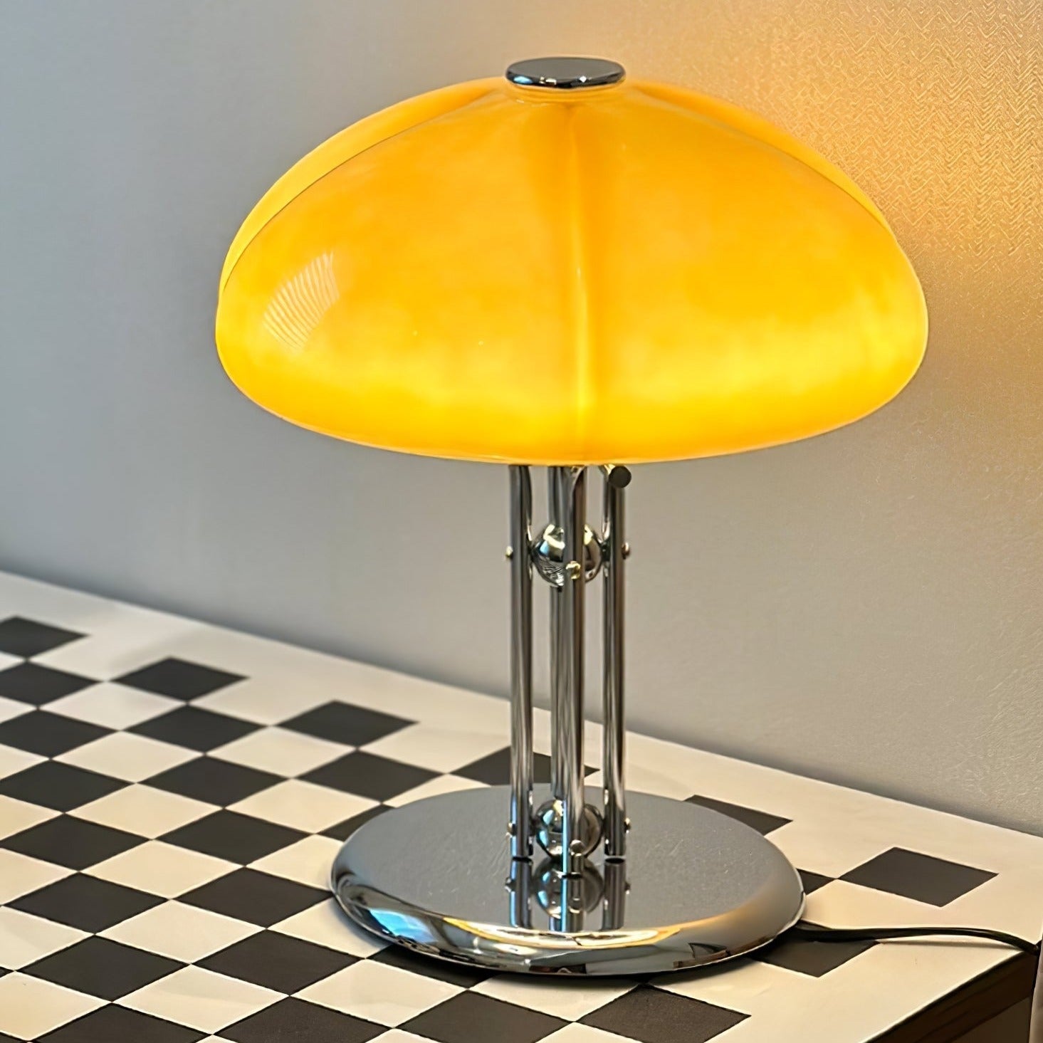 Minimalist Bauhaus Mushroom Table Lamp
