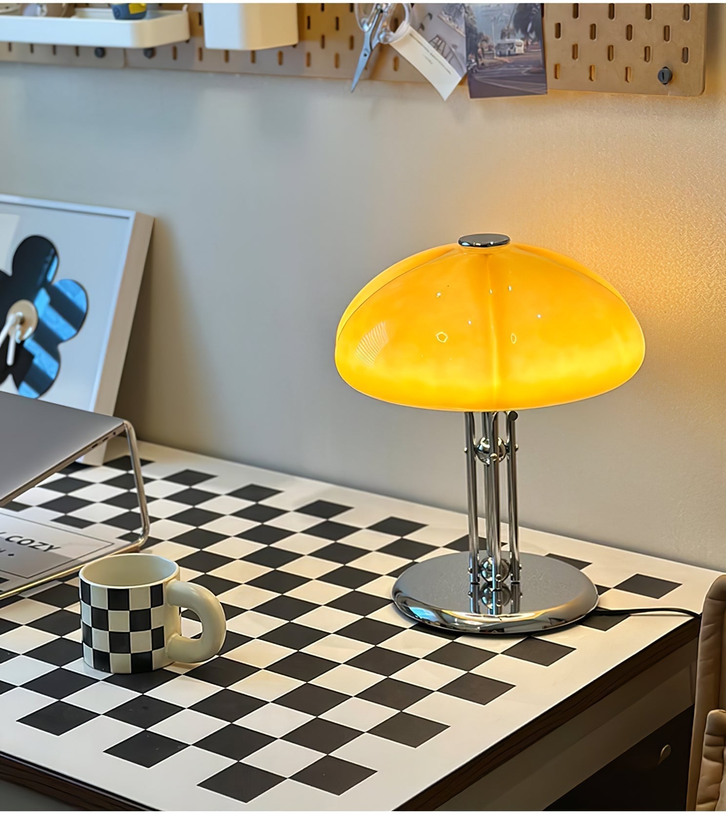 Minimalist Bauhaus Mushroom Table Lamp