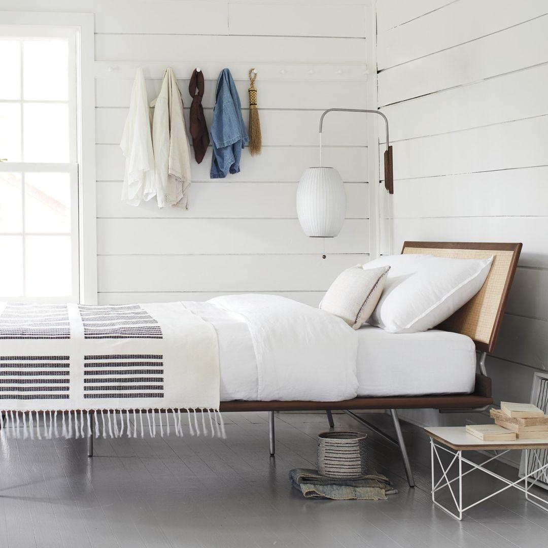 Chinese Lantern Style Wall Lamp