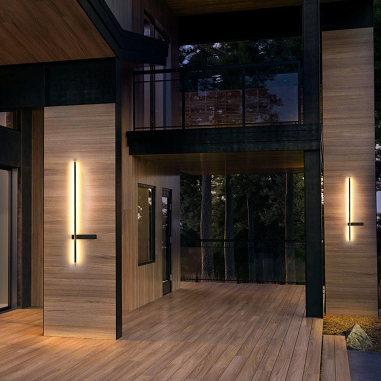 Elegant Outdoor Column LED Wall Light