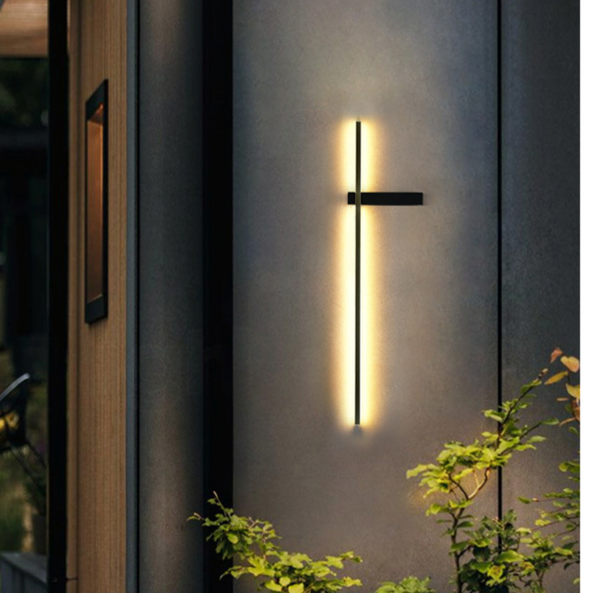 Elegant Outdoor Column LED Wall Light