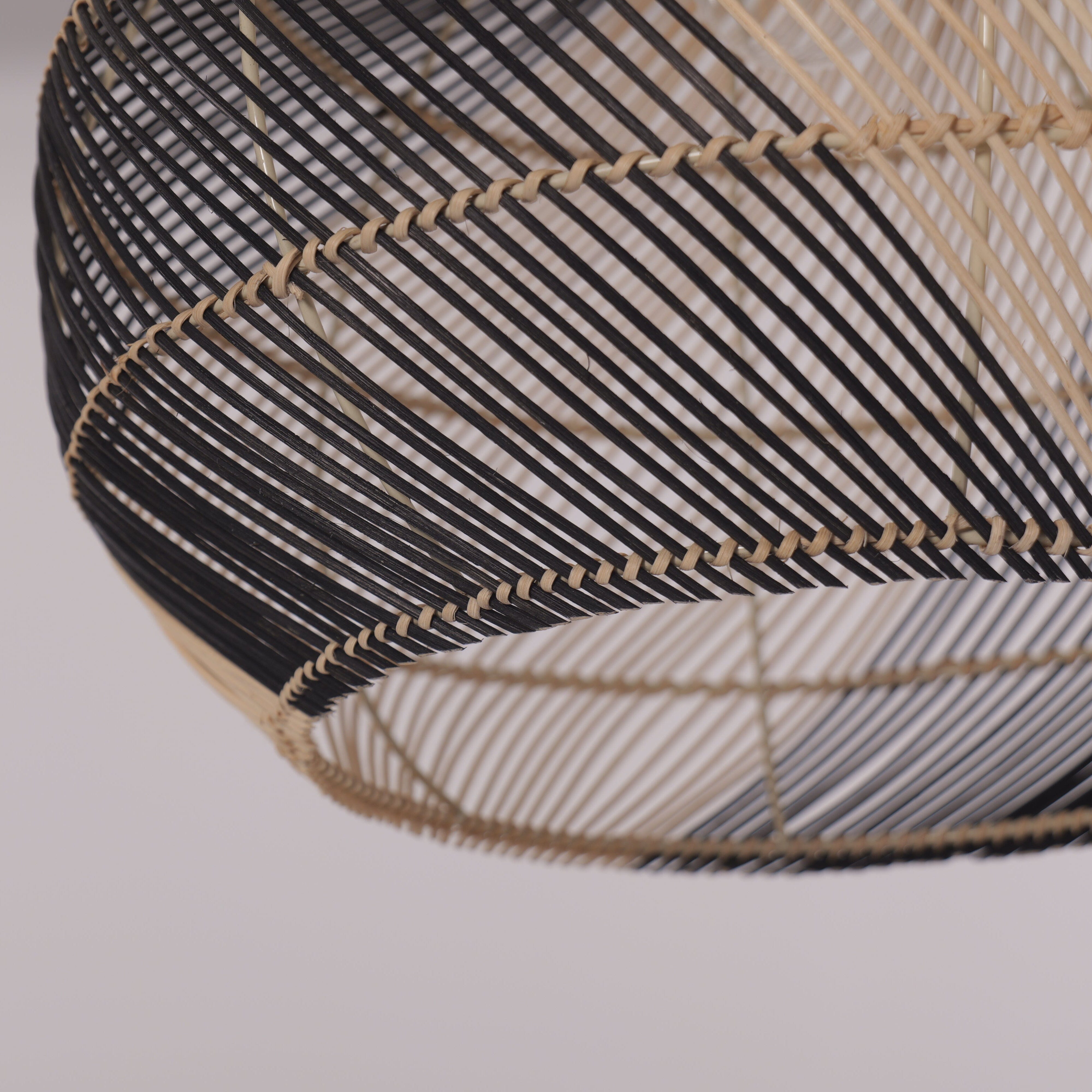Japanese Style Vase Pendant Light - Rattan Ceiling Lamp