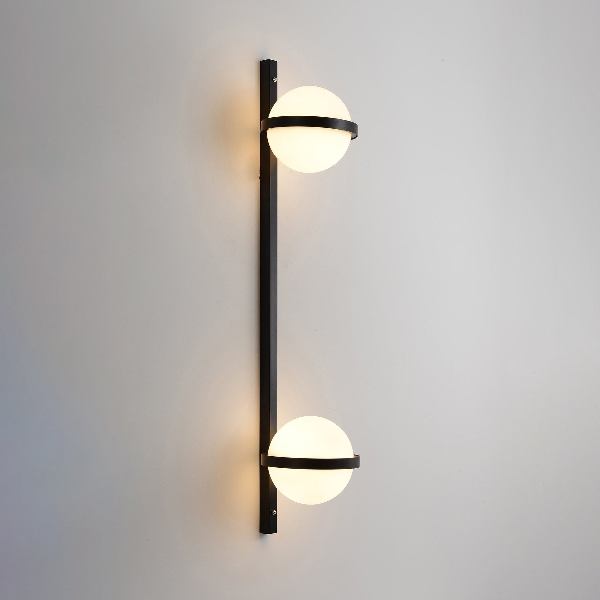 Sleek Globe-Style Outdoor Wall Light