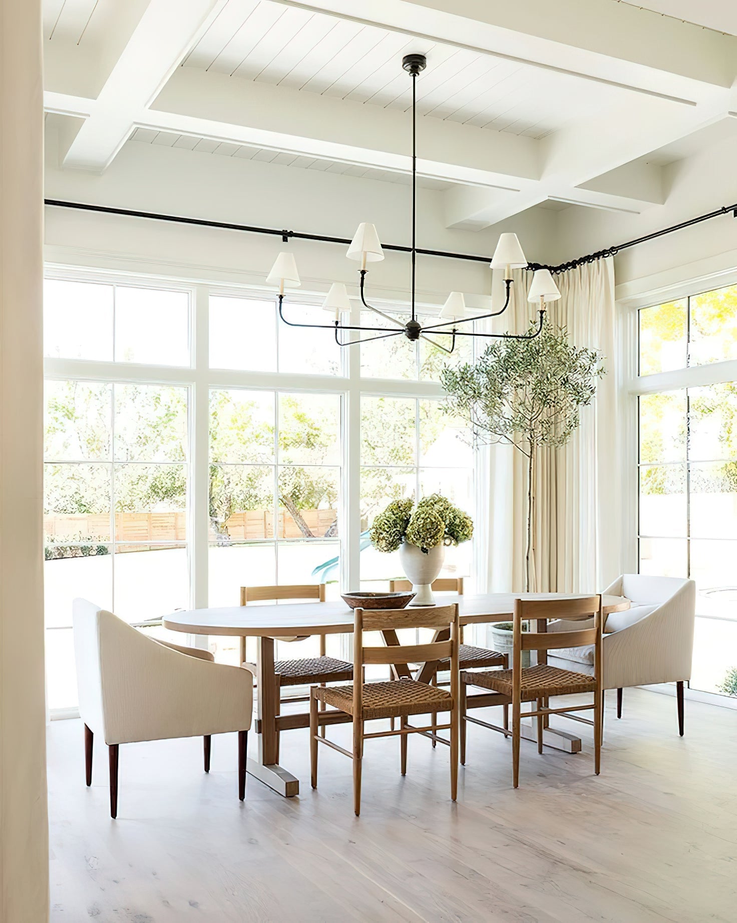 Classic Fabric Shade Chandelier – Timeless Pendant Light