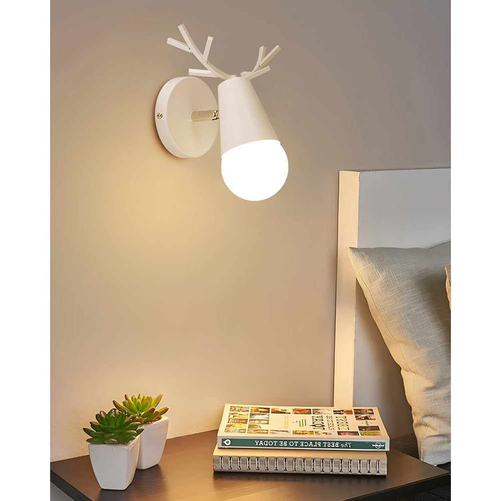 Scandinavian LED Wall Lamp – Charming Antler Design Sconce