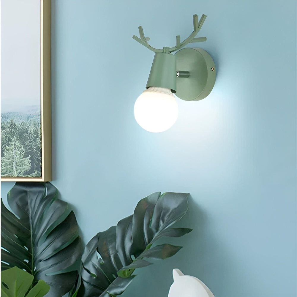 Scandinavian LED Wall Lamp – Charming Antler Design Sconce