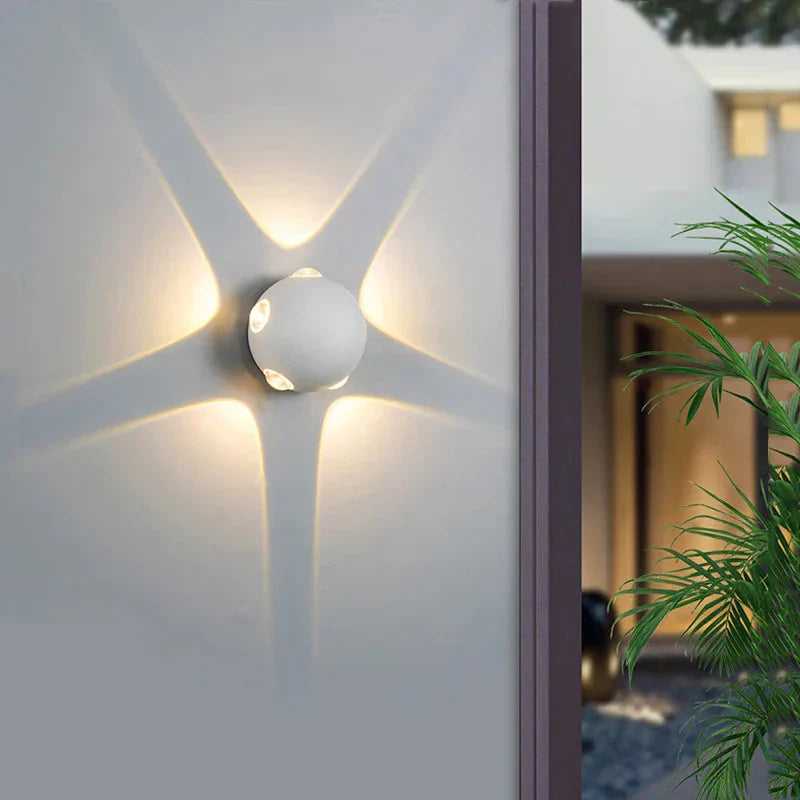 Aluminum Sphere-Shaped Wall Lamp