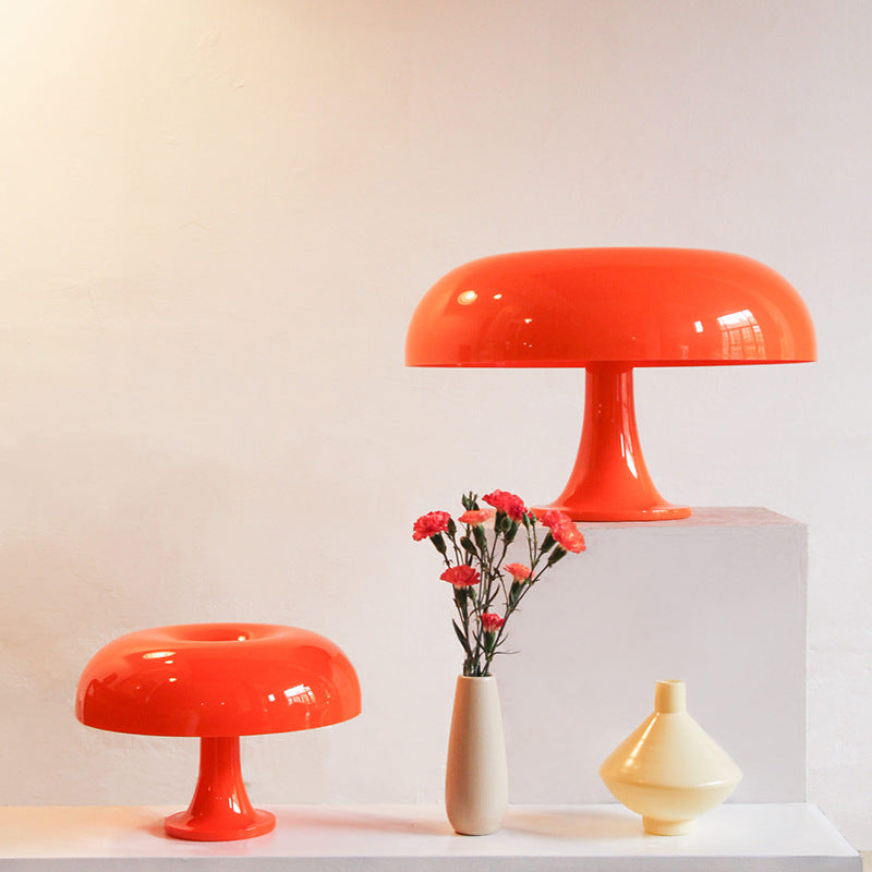 Minimalist Table Lamp in Mushroom Shape