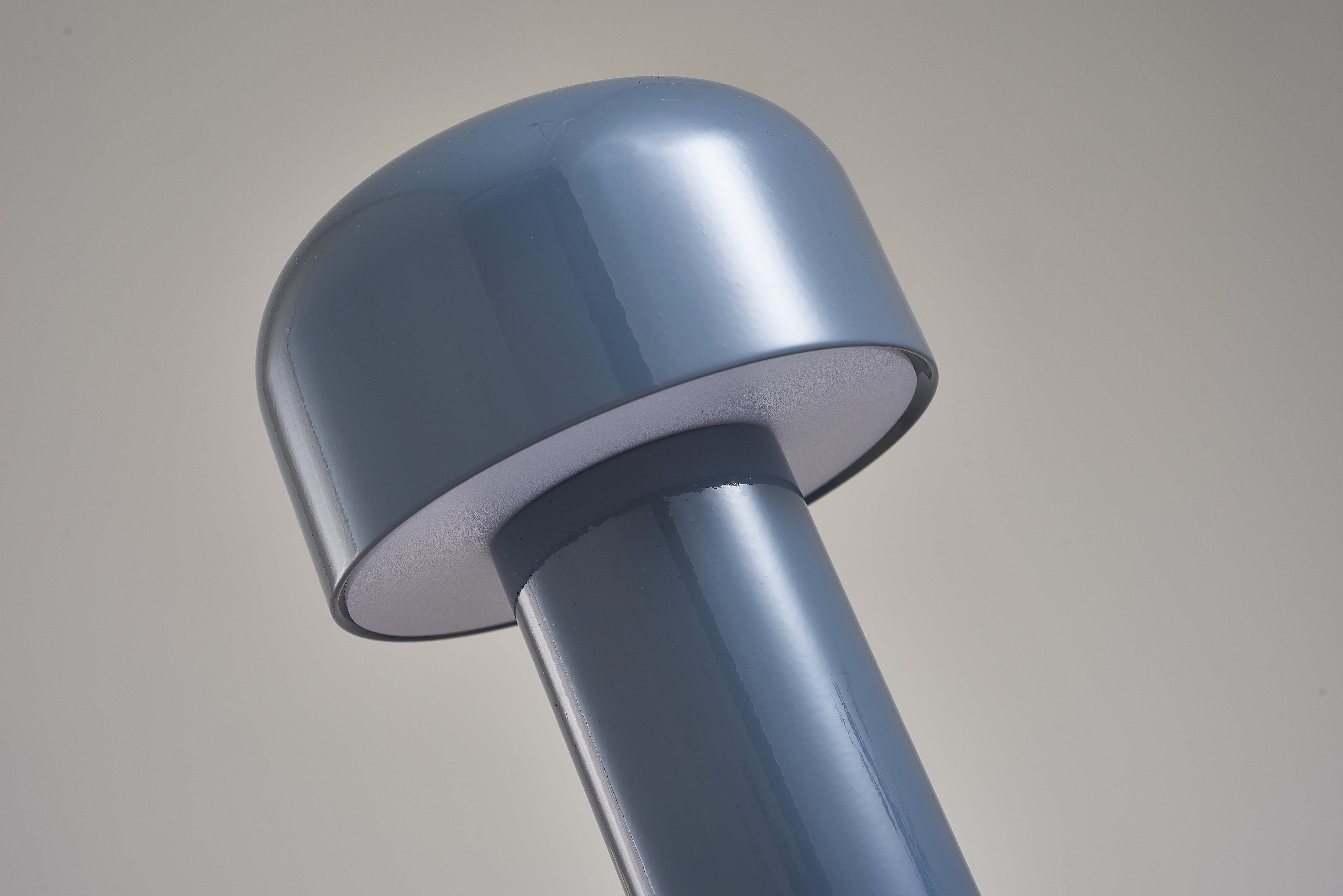 Sleek Italian Mushroom Table Lamp