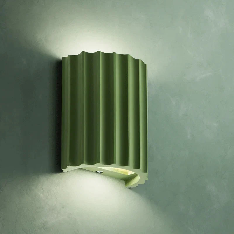 Modern Resin Wall Lamp – Stylish Accent Lighting