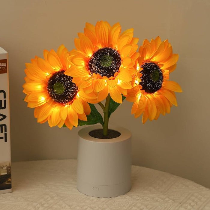 Decorative Sunflower LED Table Lamp – Bright & Sparkling Floral Accent Light - Atelier Dubois Paris