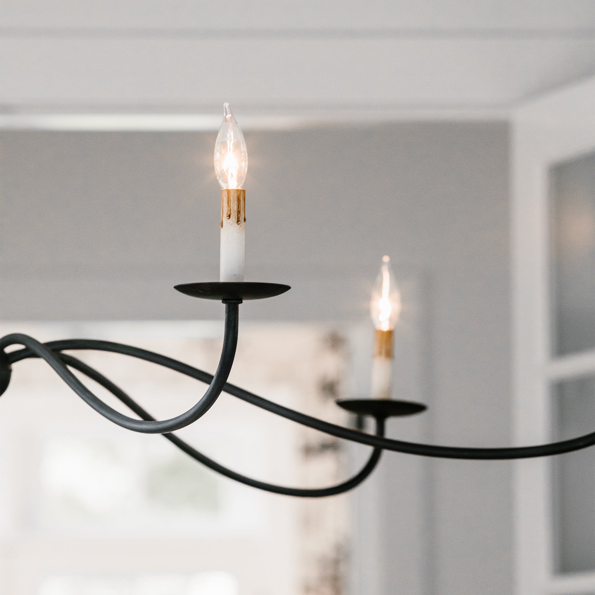 Rustic Farmhouse Candle-Style Chandelier – Classic Charm Ceiling Lamp