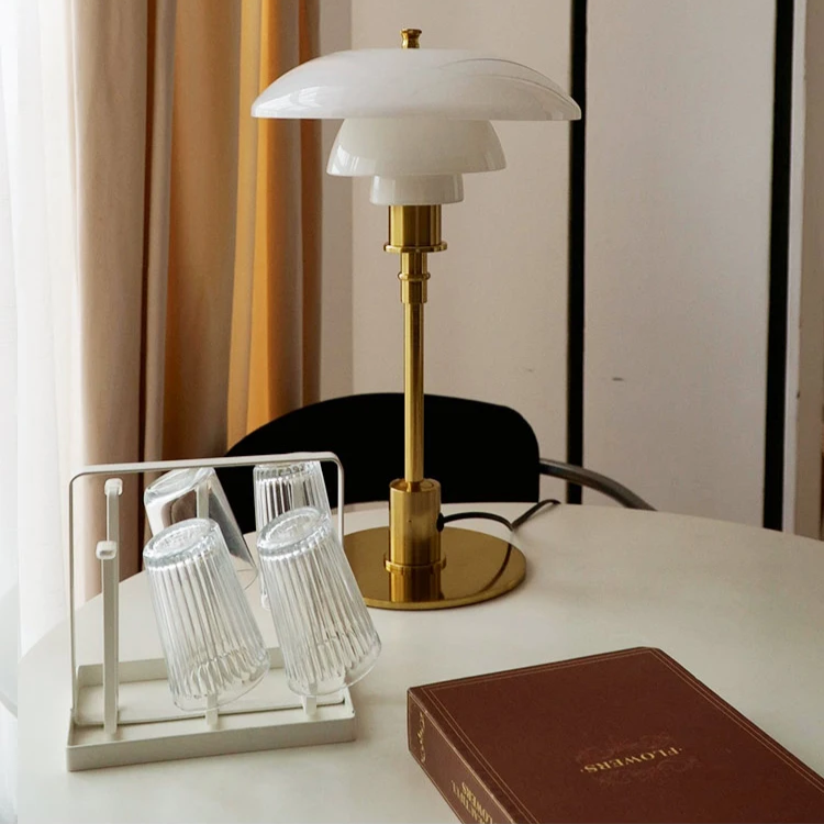 Nordic Design Table Lamp - Atelier Dubois Paris