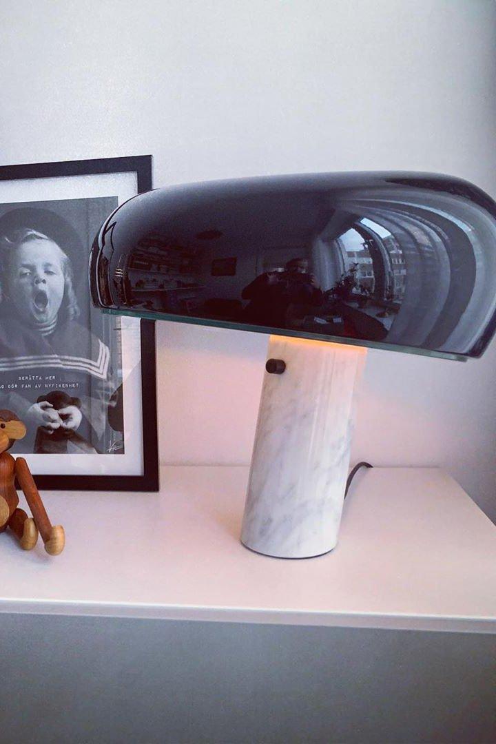 Modern Marble Table Lamp – Dimmable Lighting