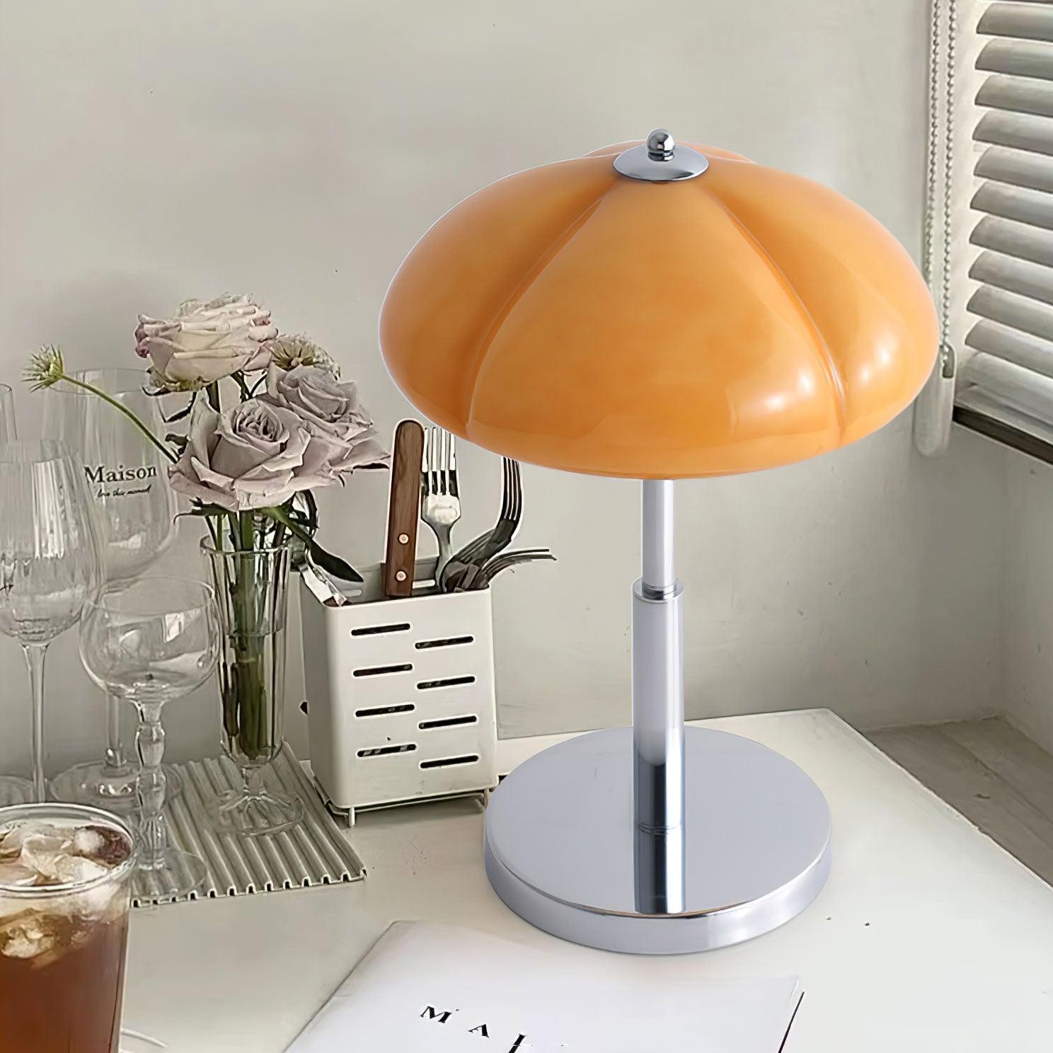 Minimalist Bauhaus Mushroom Table Lamp