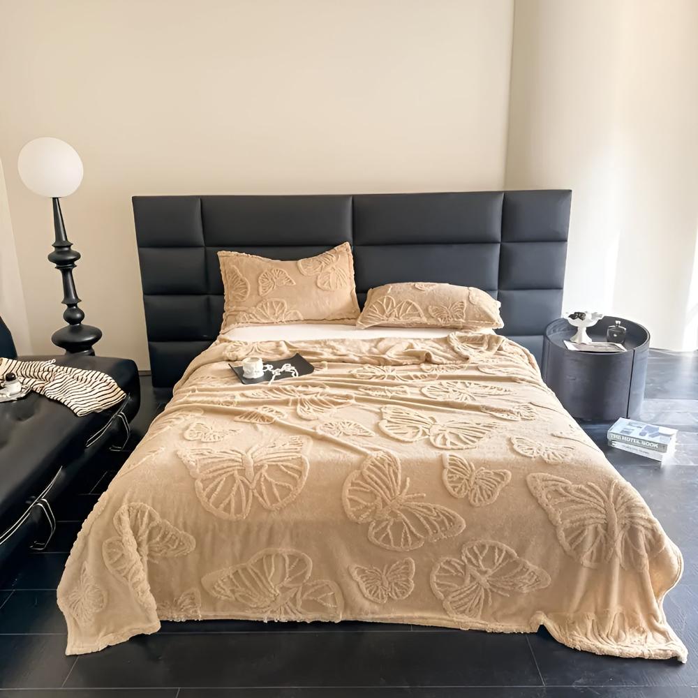 Soft Butterfly Pattern Flannel Blanket