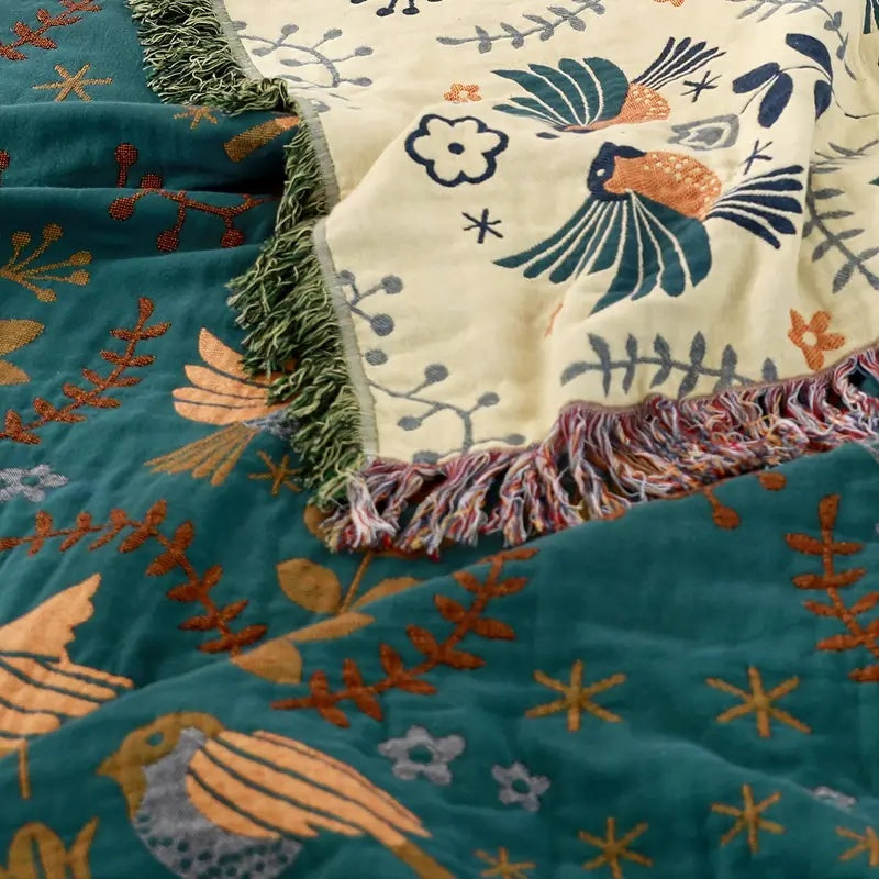 Bird Motif Throw Blanket – Reversible Design in Scandinavian Style