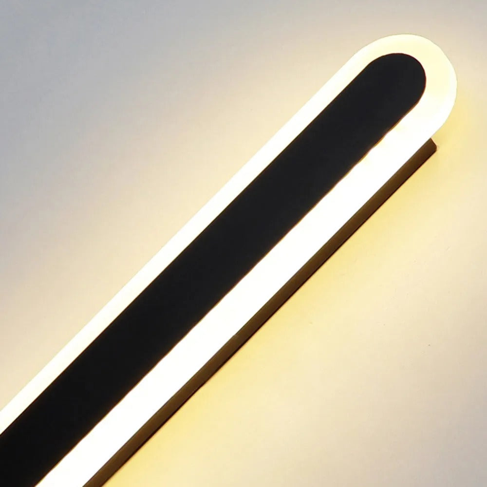 Modern Outdoor Wall Lamp – Linear Oval LED Light