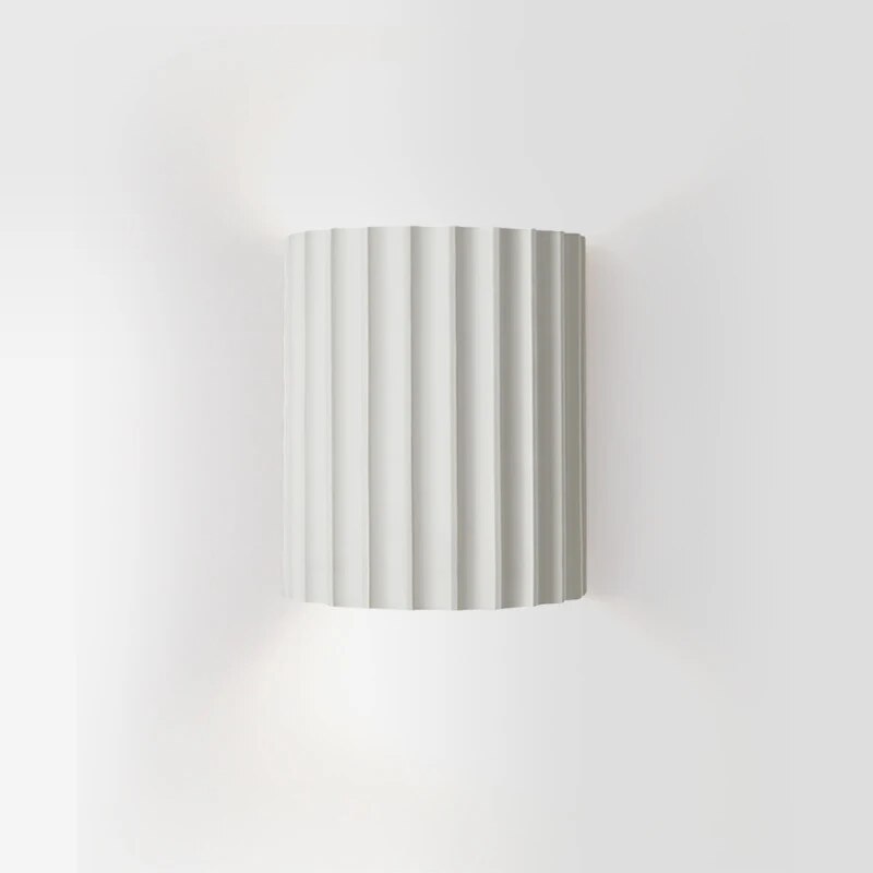 Modern Resin Wall Lamp – Stylish Accent Lighting