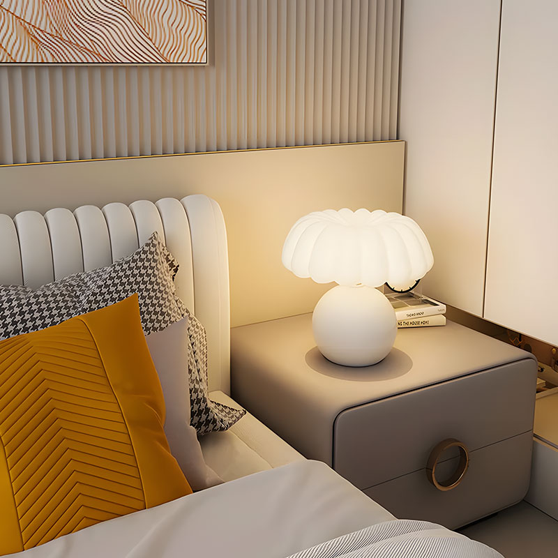 Ceramic Bedside Lamp – Modern Minimalist Style Table Lamp