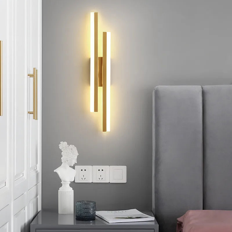 LumiGlow LED Wall Light – Elegant Minimalist Lighting for Modern Interiors - Atelier Dubois Paris